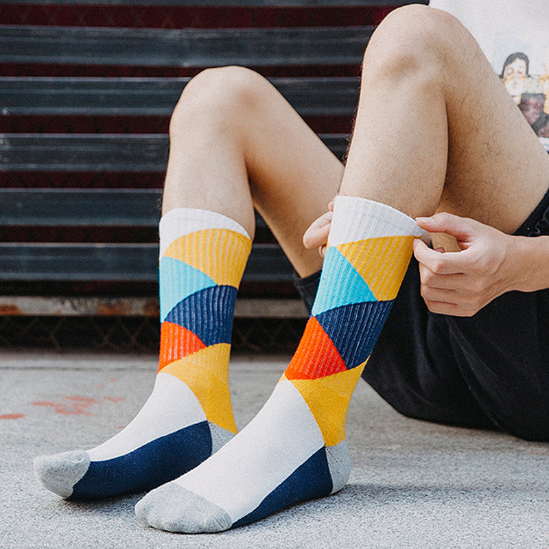Winter Socks Male Cotton Men In Tube Socks Tide Of Street Geometry Spell Color Socks Wholesale Skateboarding Socks